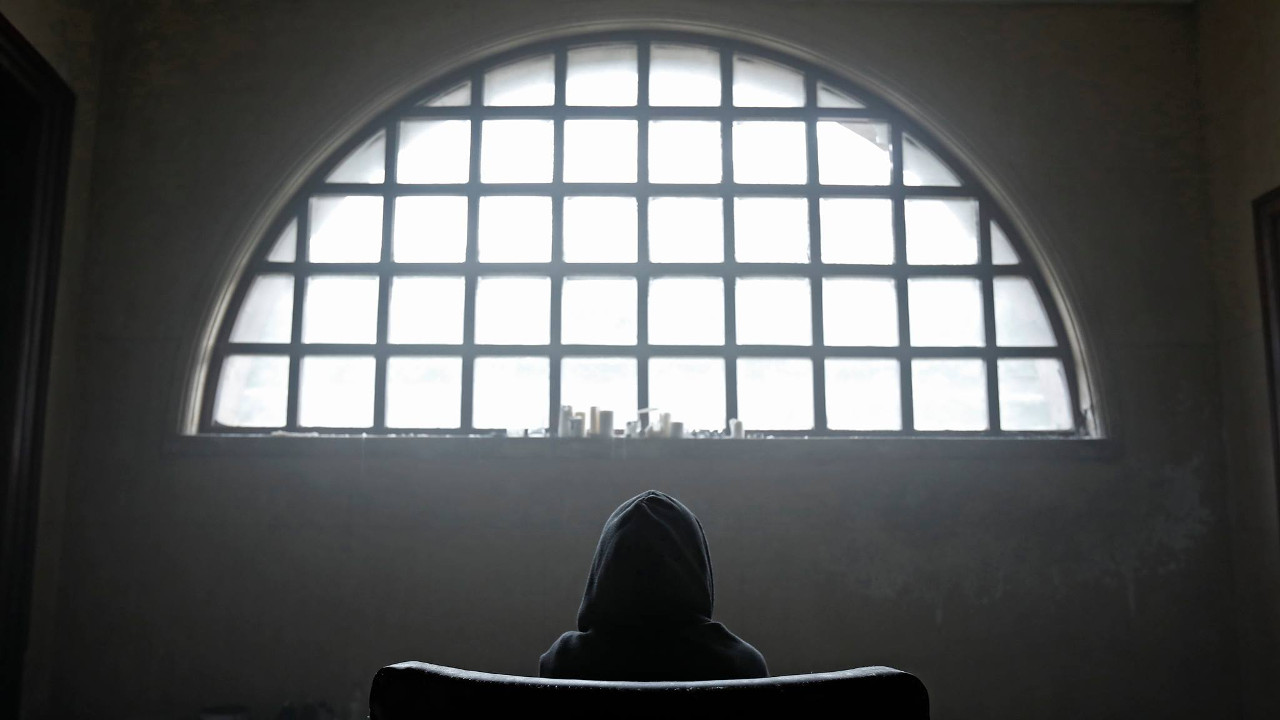 La víctima número 8 1. Sezon 5. Bölüm