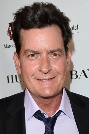 Charlie Sheen tüm dizileri dizigom'da