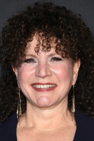 Susie Essman tüm dizileri dizigom'da