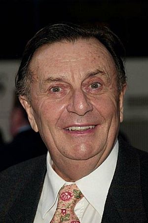 Barry Humphries tüm dizileri dizigom'da