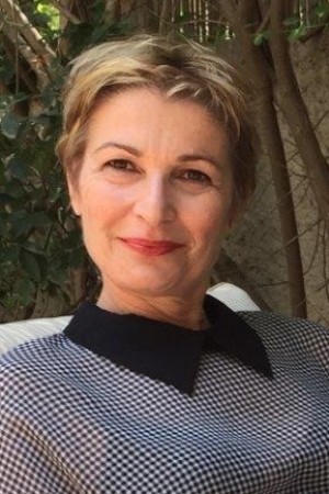 Ayelet Margalit tüm dizileri dizigom'da